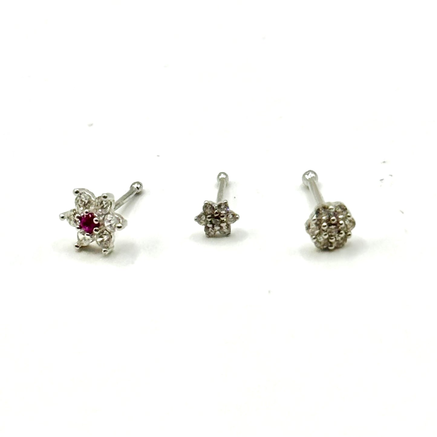 14k White Gold Nose pins