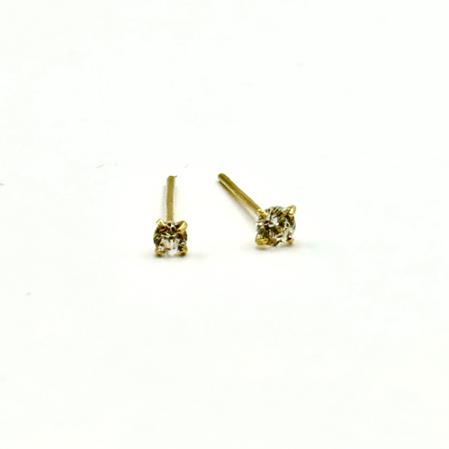 14k Gold Nose pins